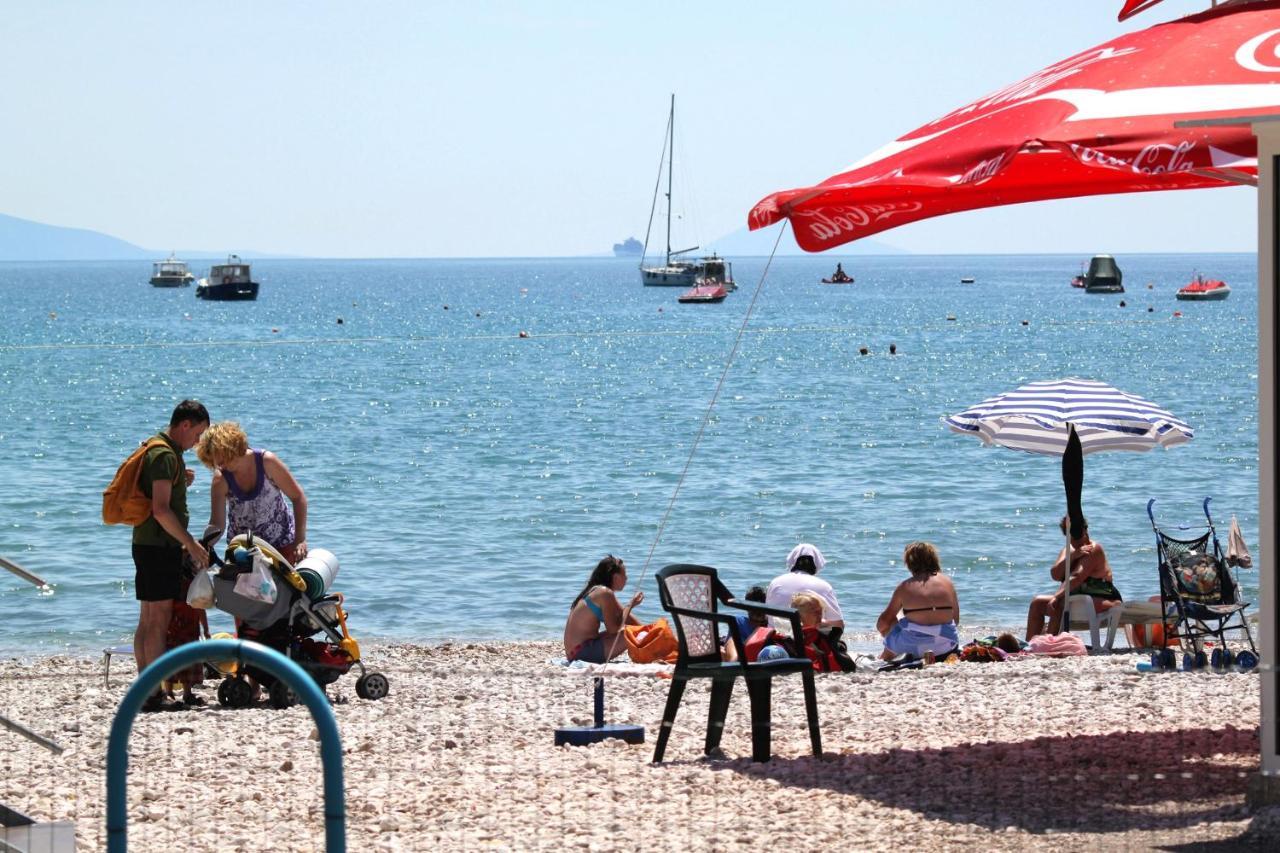 Apartments With Wifi Rabac, Labin - 17261 Bagian luar foto