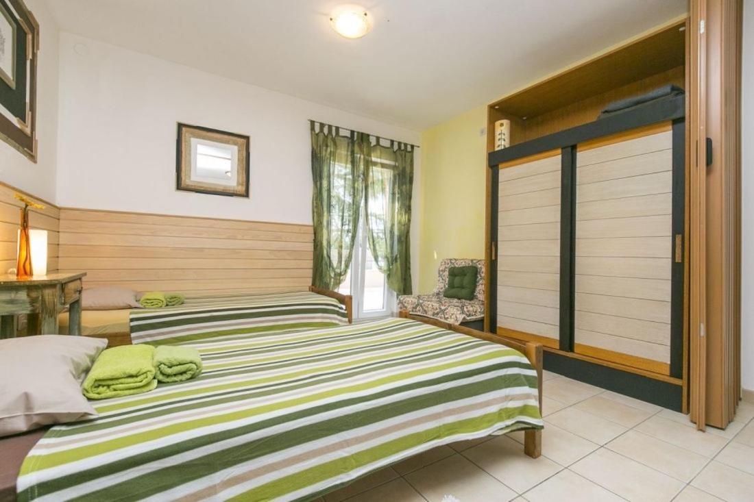 Apartments With Wifi Rabac, Labin - 17261 Ruang foto