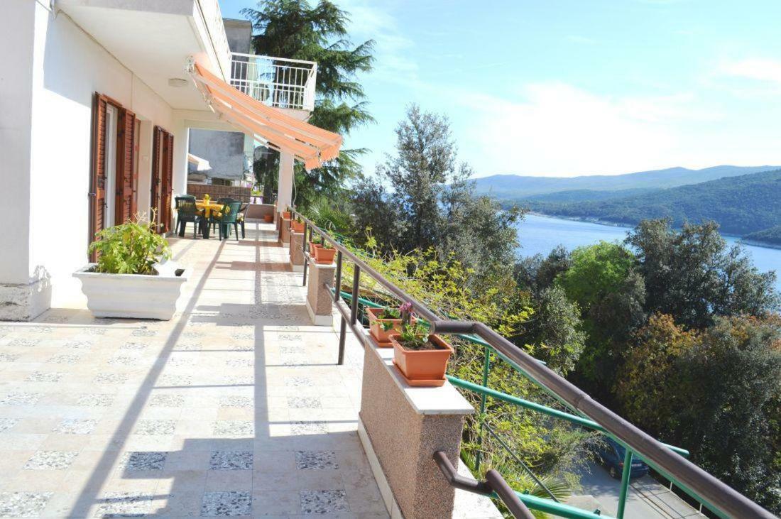 Apartments With Wifi Rabac, Labin - 17261 Bagian luar foto